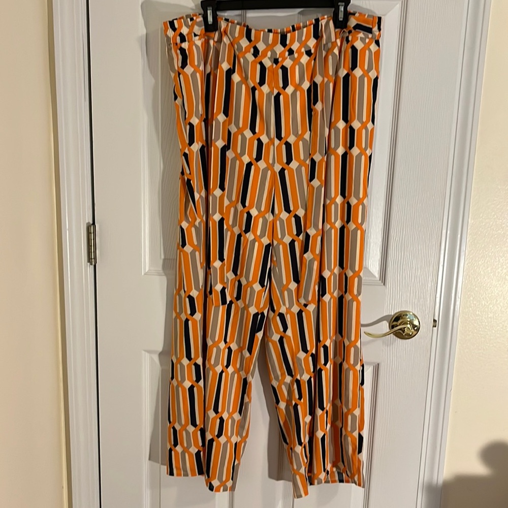 NWOT. Du Joue Bright Geo  Link Print Pattern Flowy Pants. Size 1XP